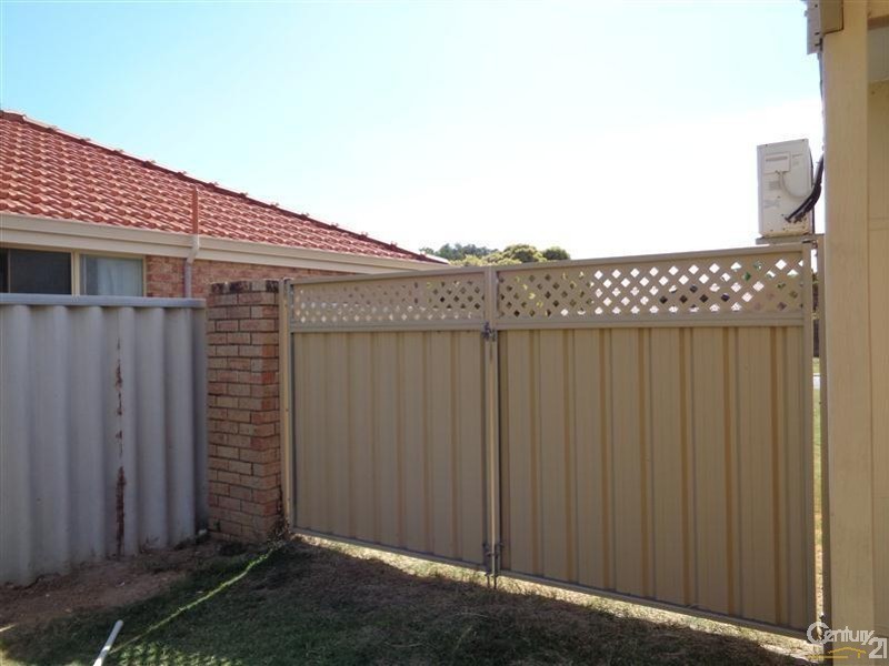 6 Cocos Court, Warnbro WA 6169