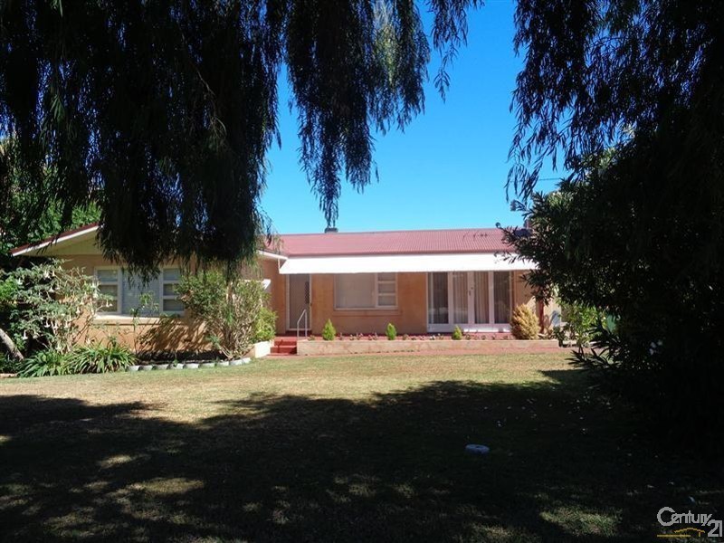 128 Kent Street, Rockingham WA 6168