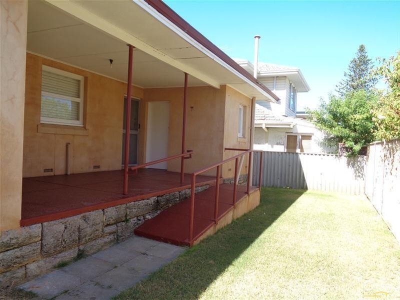 128 Kent Street, Rockingham WA 6168