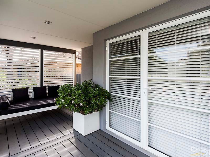 9 Torcross Street, Warnbro WA 6169