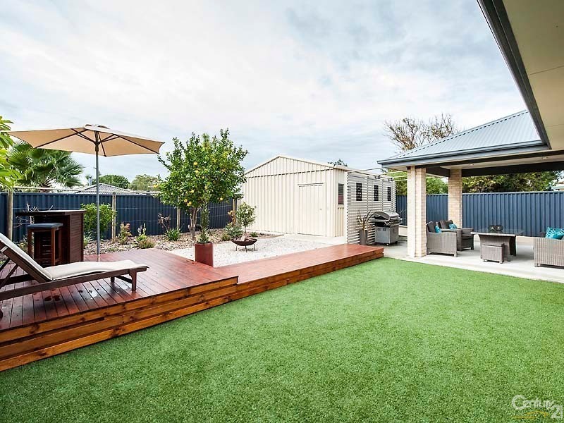 9 Torcross Street, Warnbro WA 6169