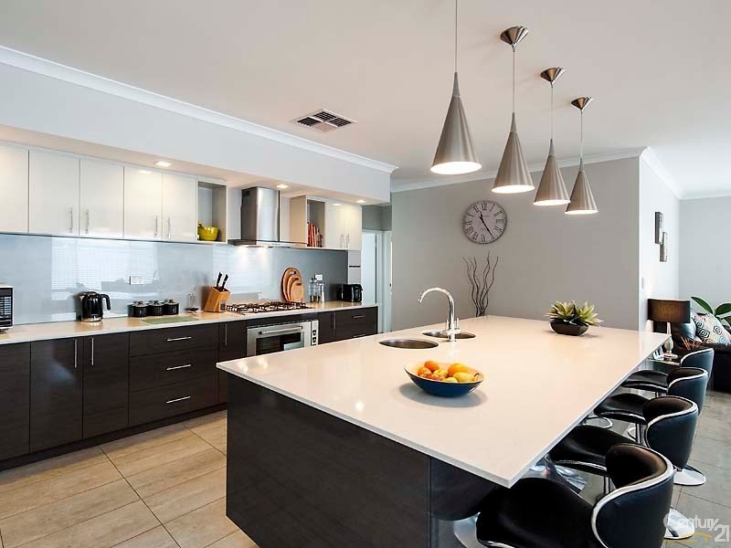 9 Torcross Street, Warnbro WA 6169