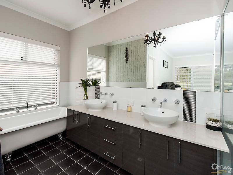 9 Torcross Street, Warnbro WA 6169