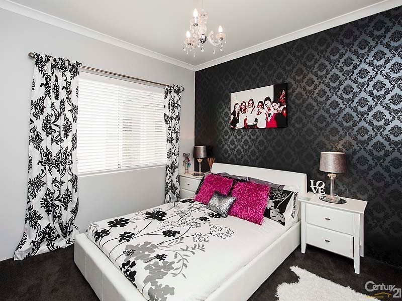 9 Torcross Street, Warnbro WA 6169