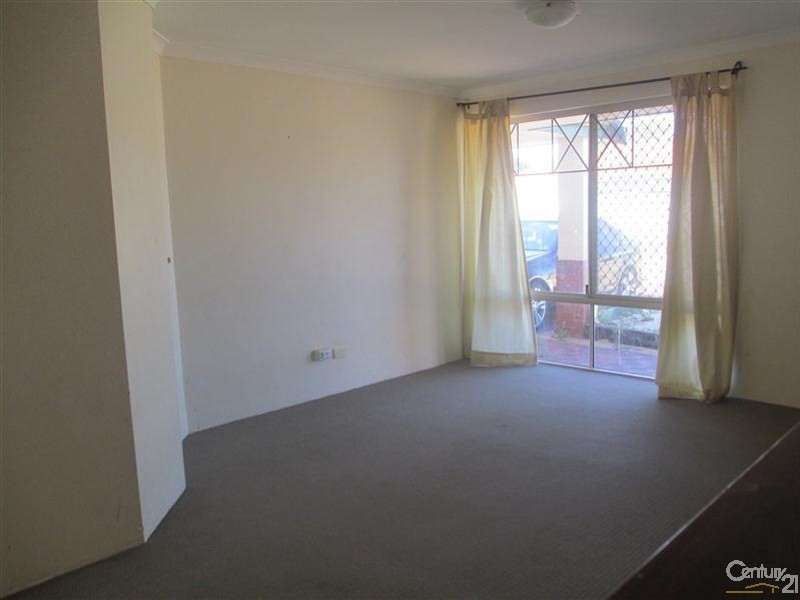 6  Luderick Grove, Warnbro WA 6169