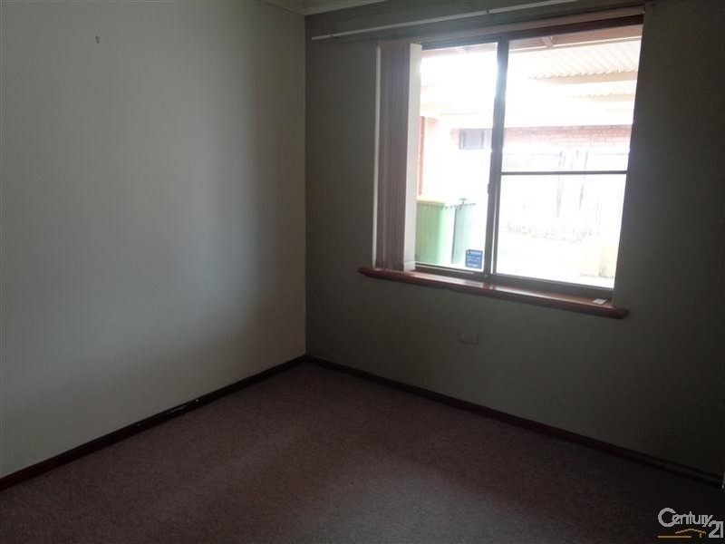 14 Linville Avenue, Cooloongup WA 6168