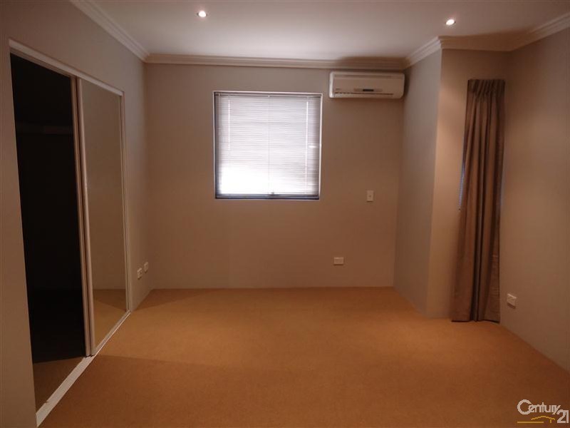 3/1 Sloan Street, Rockingham WA 6168