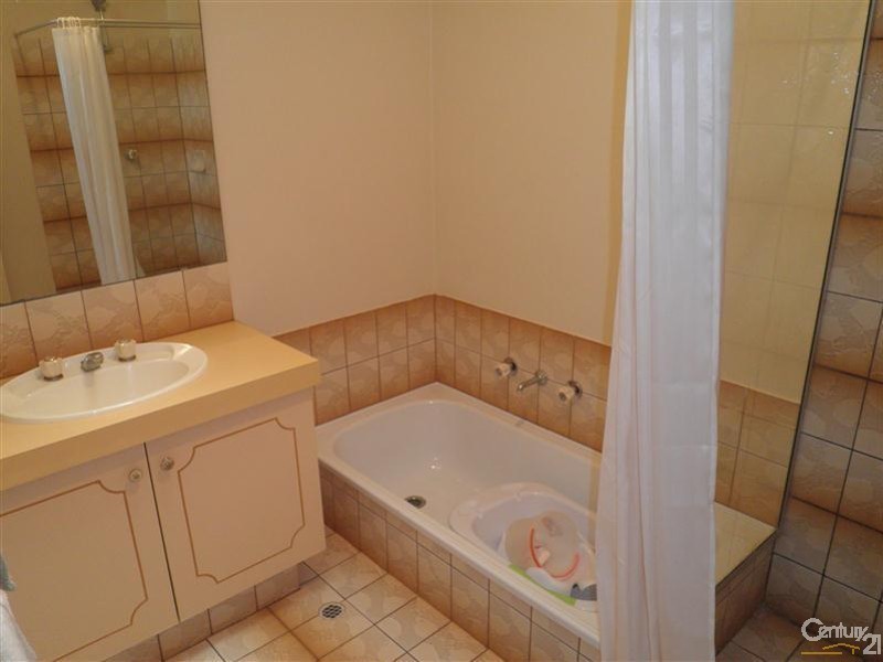 13/101 Simpson Avenue, Rockingham WA 6168