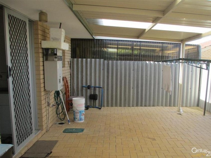 13/101 Simpson Avenue, Rockingham WA 6168