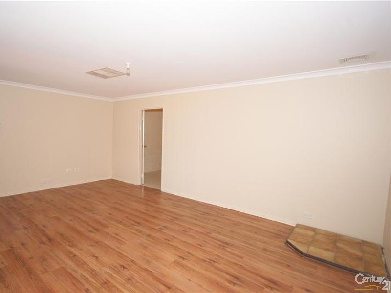 5  Gilba Close, Hillman WA 6168