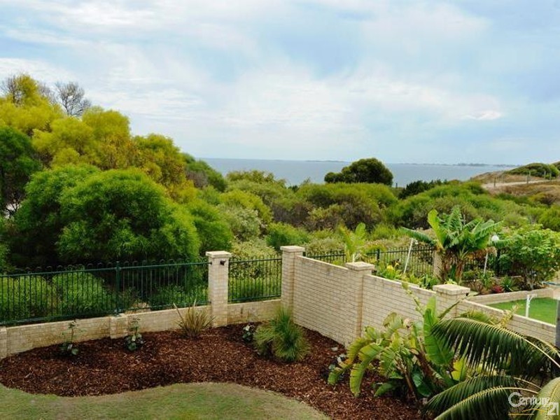 8 Cardiff Place, Warnbro WA 6169