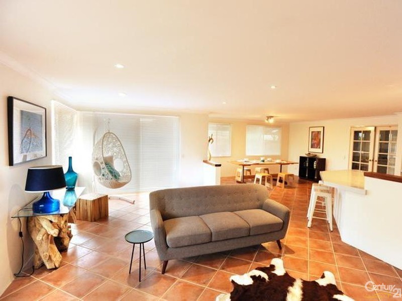 8 Cardiff Place, Warnbro WA 6169