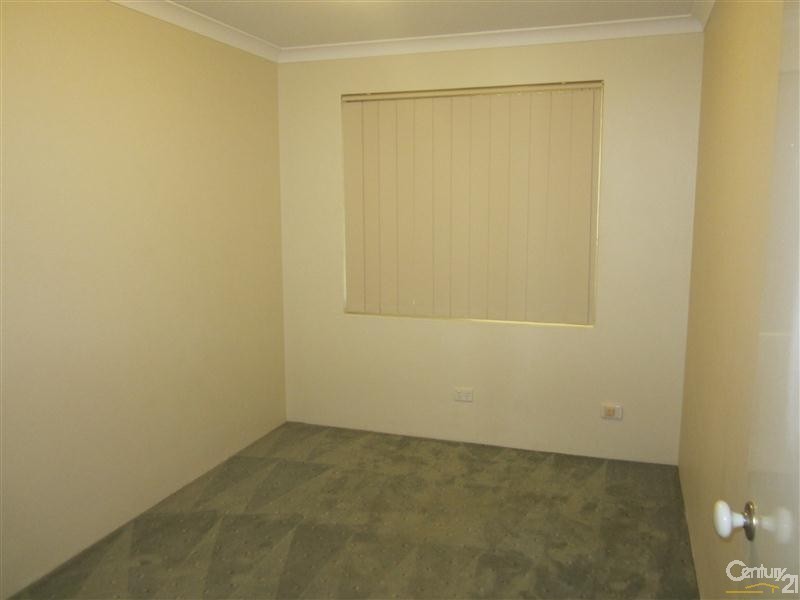 10 Kingston Way, Safety Bay WA 6169