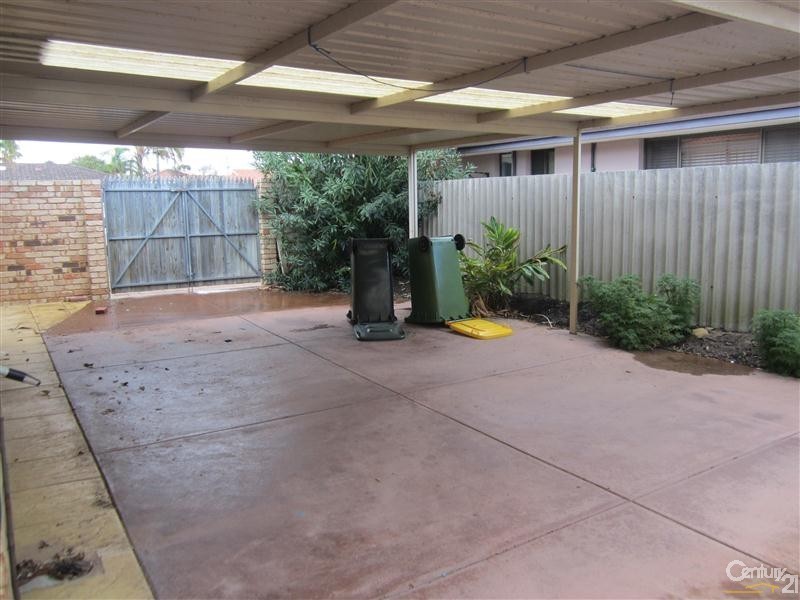 10 Kingston Way, Safety Bay WA 6169