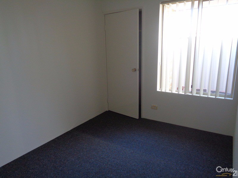 34 Dress Circle, Warnbro WA 6169