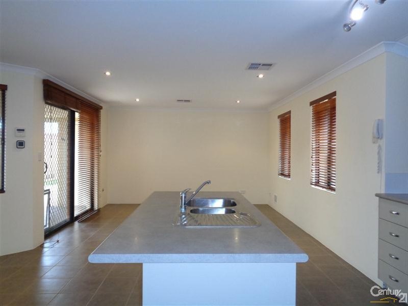 1 Elm Way, Baldivis WA 6171