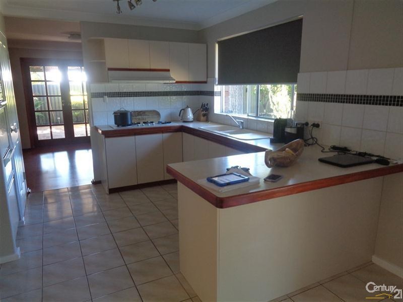 59 Malibu Road, Safety Bay WA 6169