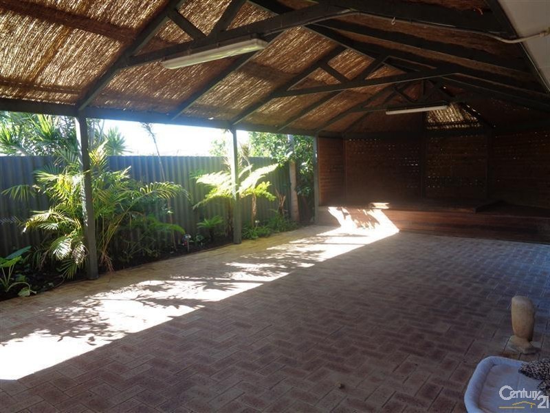 59 Malibu Road, Safety Bay WA 6169