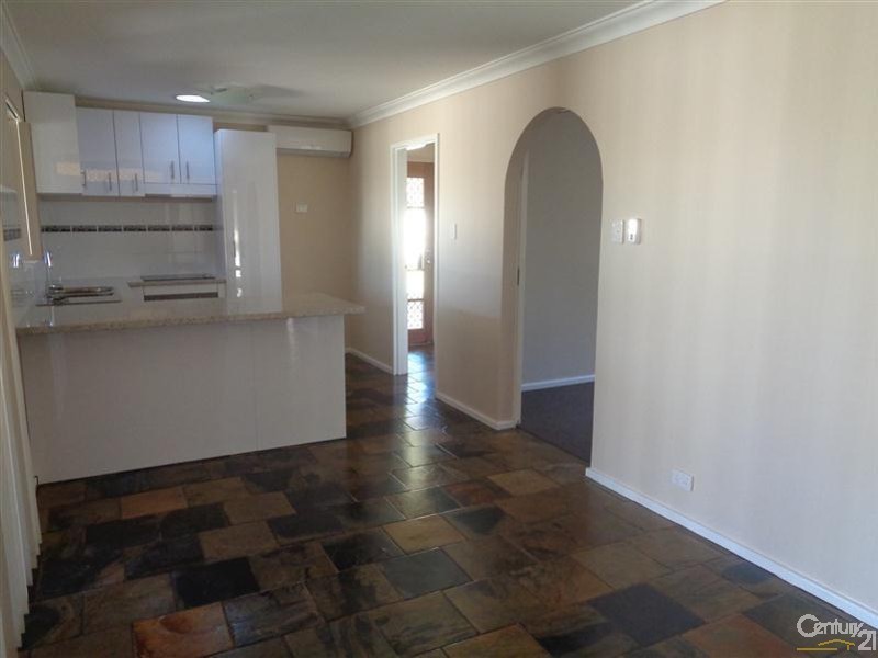 14 Pinedale Way, Safety Bay WA 6169