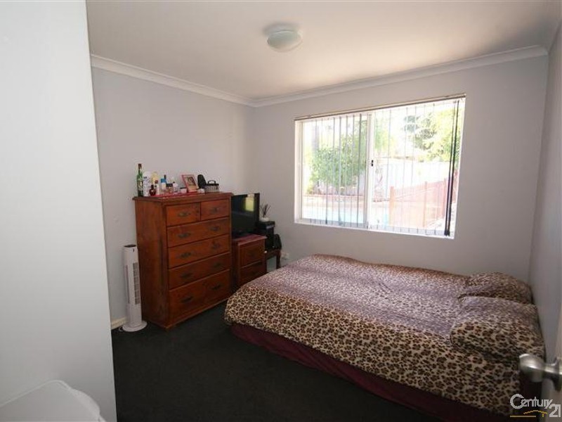 16 Mirror Cove, Waikiki WA 6169