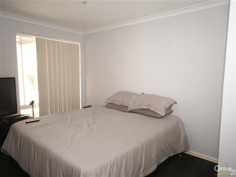 16 Mirror Cove, Waikiki WA 6169