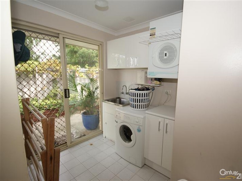 2 Etchell Mews, Waikiki WA 6169