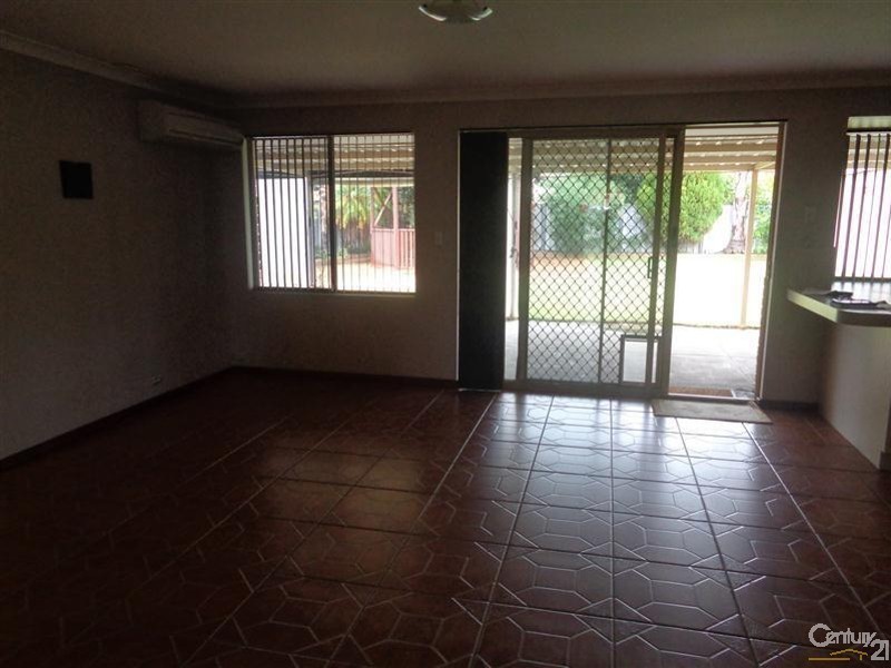 7 Gidgi Way, Waikiki WA 6169