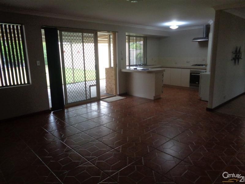 7 Gidgi Way, Waikiki WA 6169