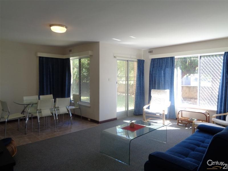 1/91 Gloucester Crescent, Shoalwater WA 6169