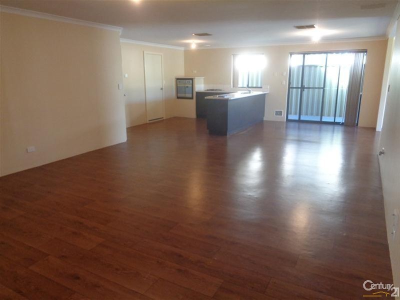 19 Brussels Circuit, Port Kennedy WA 6172