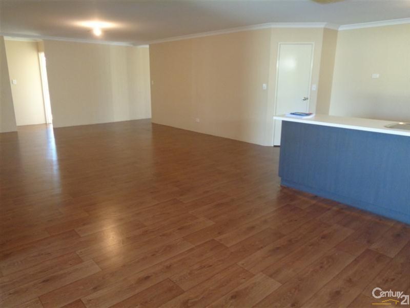 19 Brussels Circuit, Port Kennedy WA 6172
