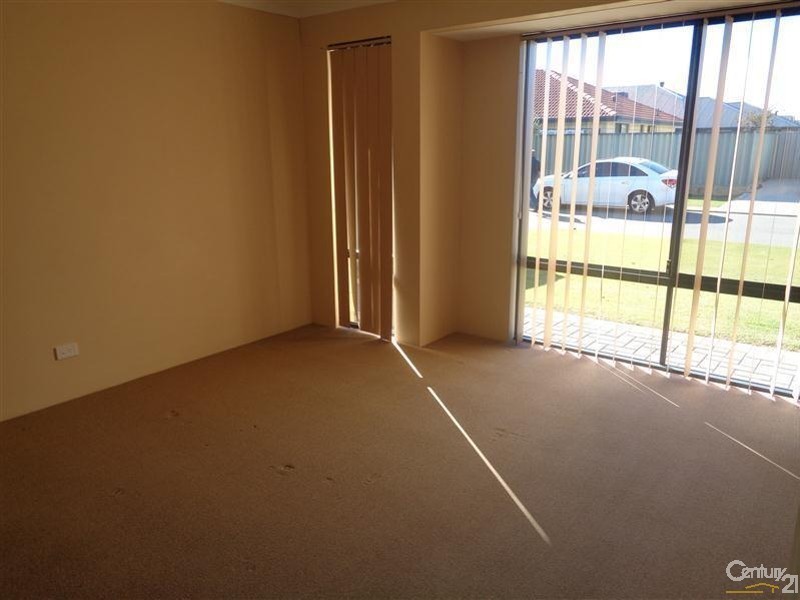 19 Brussels Circuit, Port Kennedy WA 6172