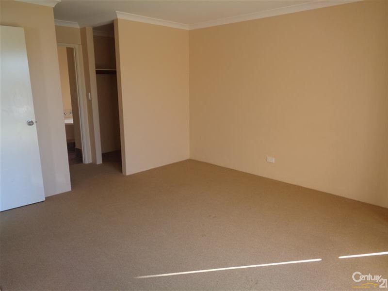 19 Brussels Circuit, Port Kennedy WA 6172
