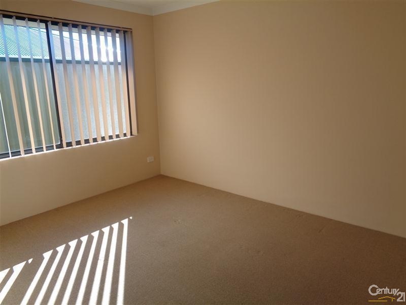 19 Brussels Circuit, Port Kennedy WA 6172