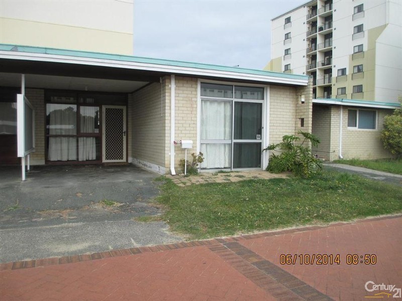 4/3 Wanliss Street, Rockingham WA 6168