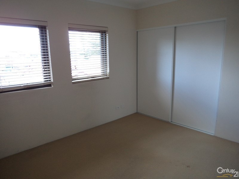 77/18-24 Kent Street, Rockingham WA 6168