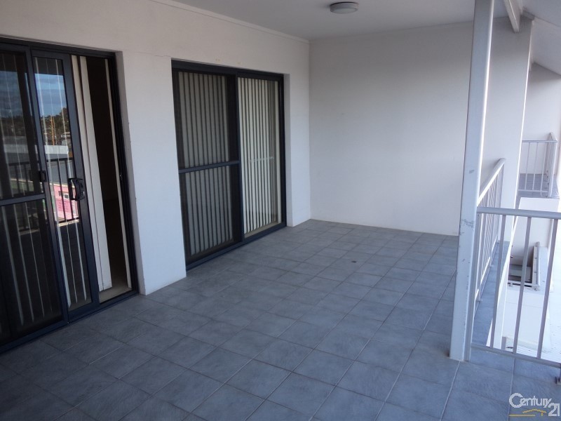 77/18-24 Kent Street, Rockingham WA 6168