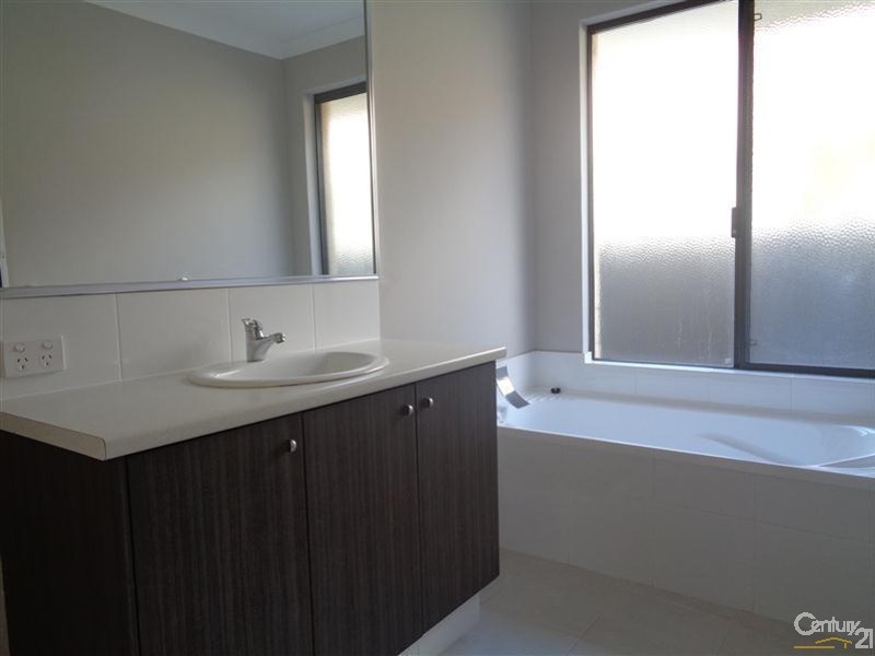 6 Perks Lane, Baldivis WA 6171