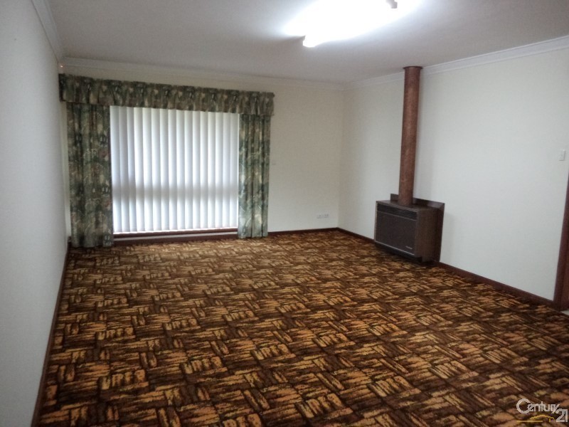 12 Donald Drive, Safety Bay WA 6169