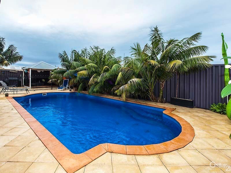 52 Houston Street, Rockingham WA 6168