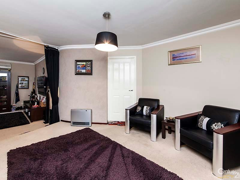 52 Houston Street, Rockingham WA 6168