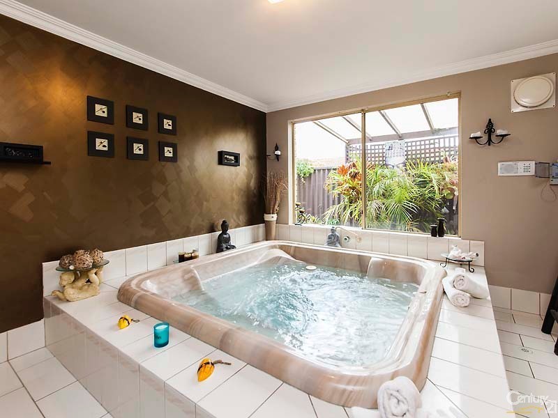 52 Houston Street, Rockingham WA 6168