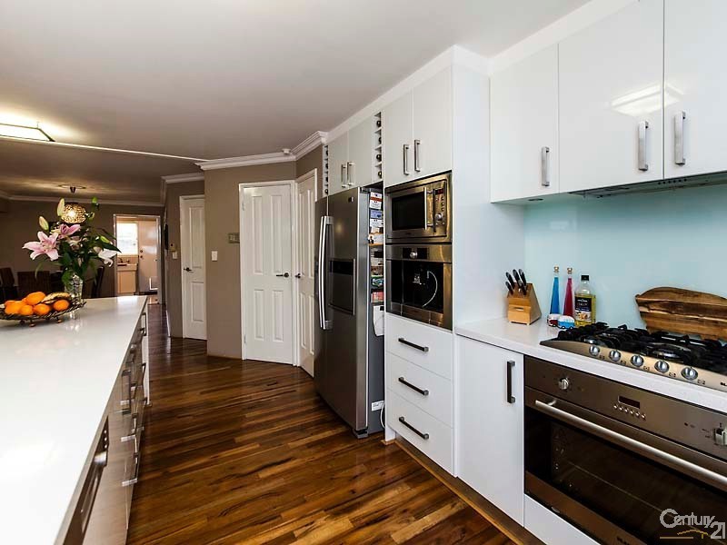 52 Houston Street, Rockingham WA 6168