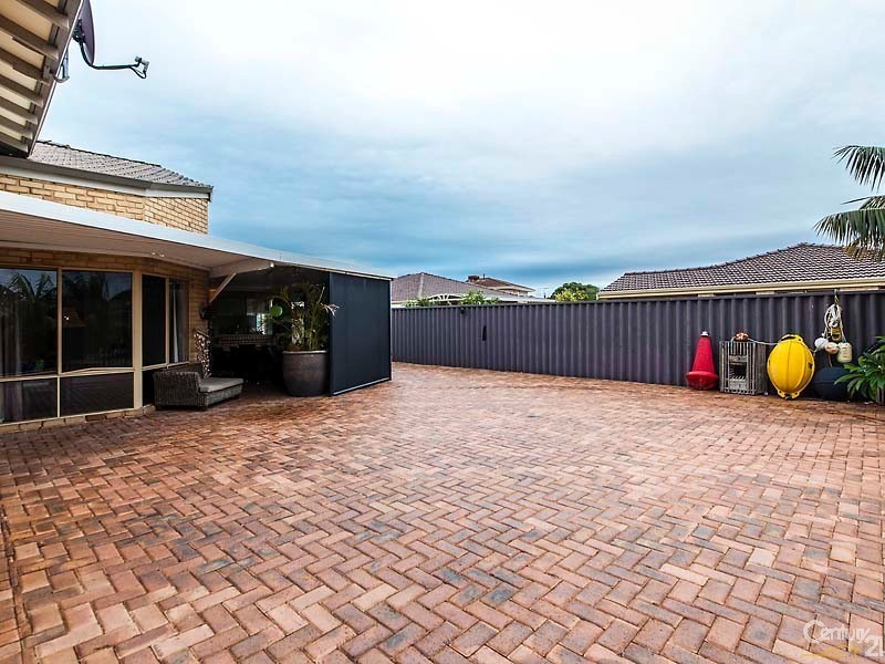 52 Houston Street, Rockingham WA 6168