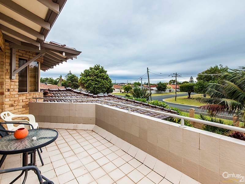 52 Houston Street, Rockingham WA 6168