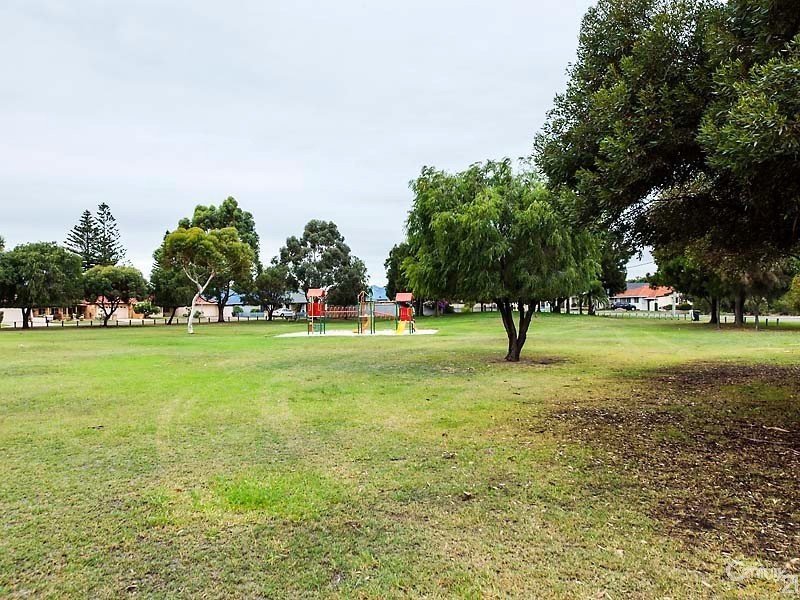 52 Houston Street, Rockingham WA 6168