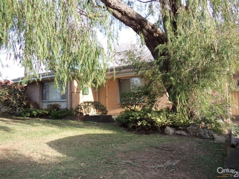 25 Biscayne Street, Safety Bay WA 6169