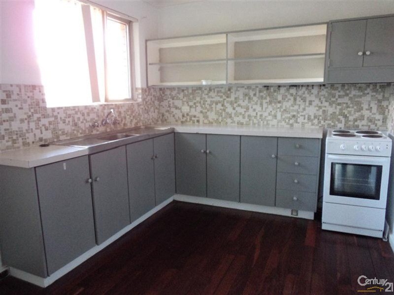 25 Biscayne Street, Safety Bay WA 6169