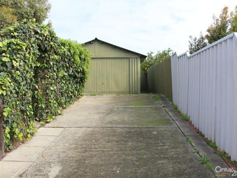 4 Monkton Way, Warnbro WA 6169