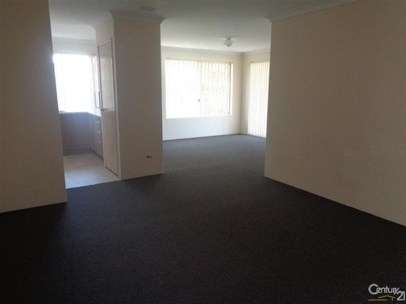 6 Link Way, Cooloongup WA 6168